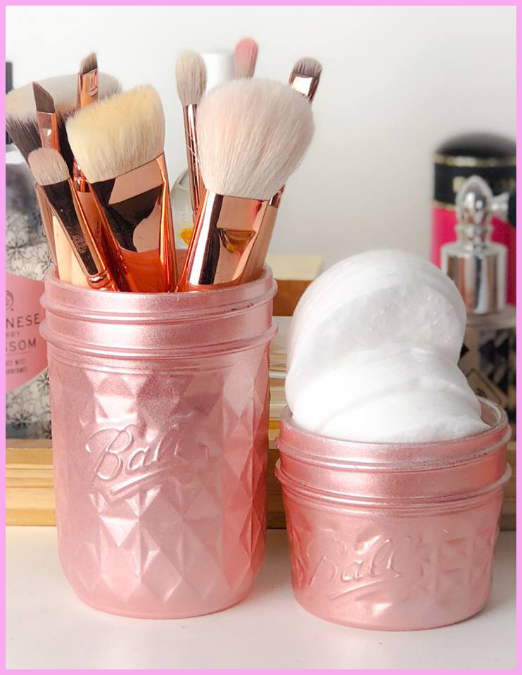 BEAUTIFUL MAKEUP STORAGE FOR EVERYONE TO ENJOY 