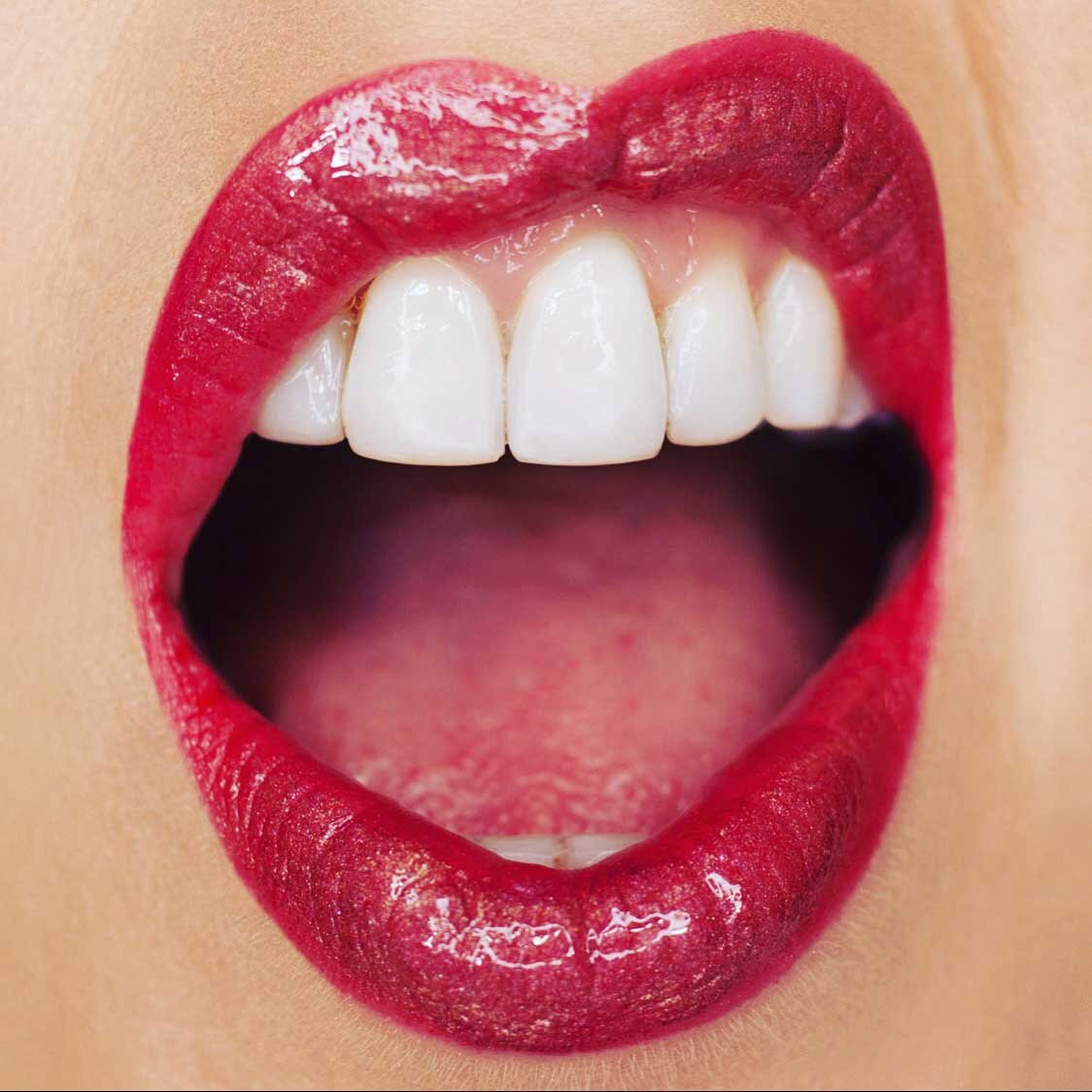 GLOSSY RED LIPS WITH PIGMENTS - UPDATED